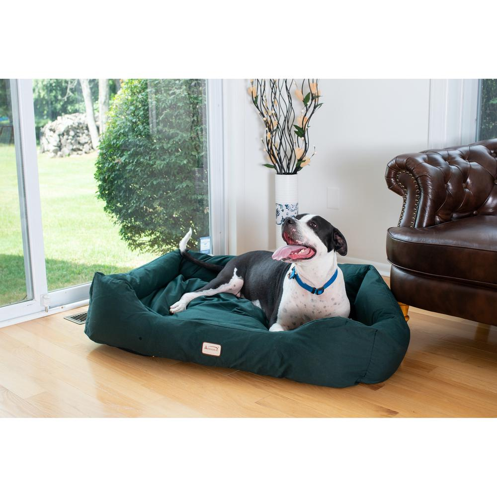 Cama reforzada extra grande para mascotas Armarkat en Laurel Green - Modelo D01FML-X