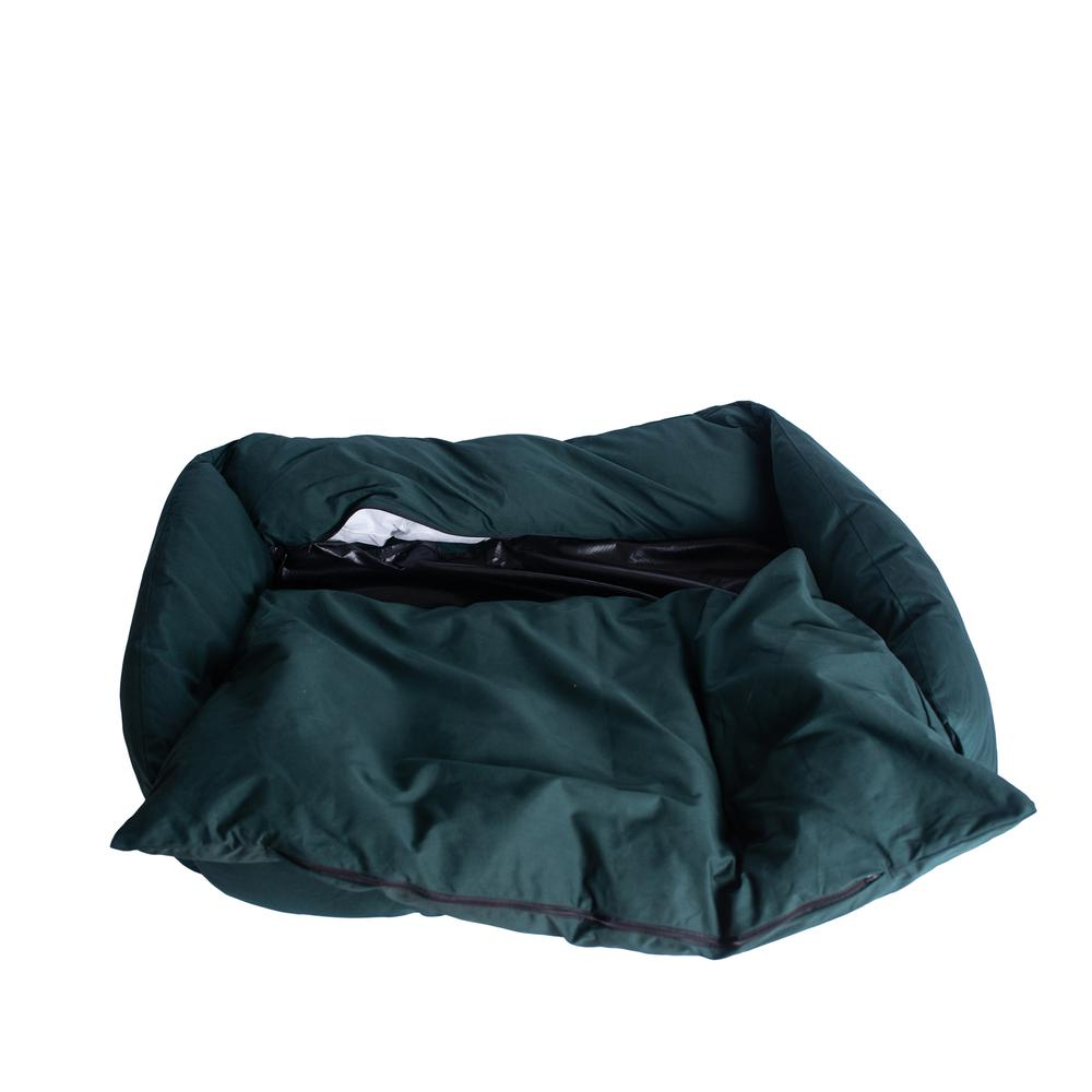 Cama reforzada extra grande para mascotas Armarkat en Laurel Green - Modelo D01FML-X