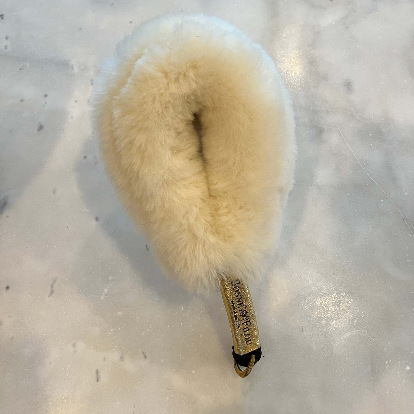 Bonne et Filou Agarre de piel de oveja para su correa