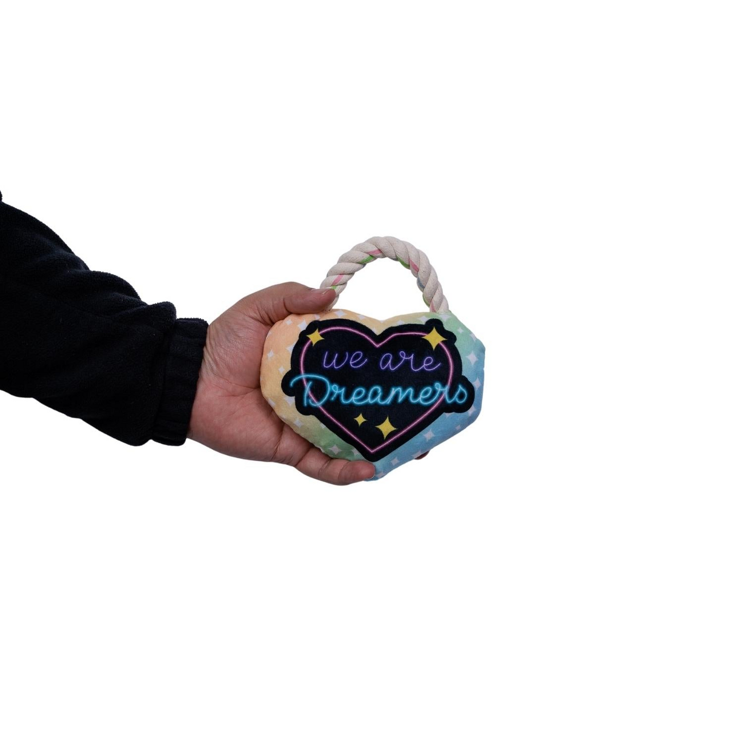 Juguete de peluche para perros Love Heart con características arrugadas y chirriantes