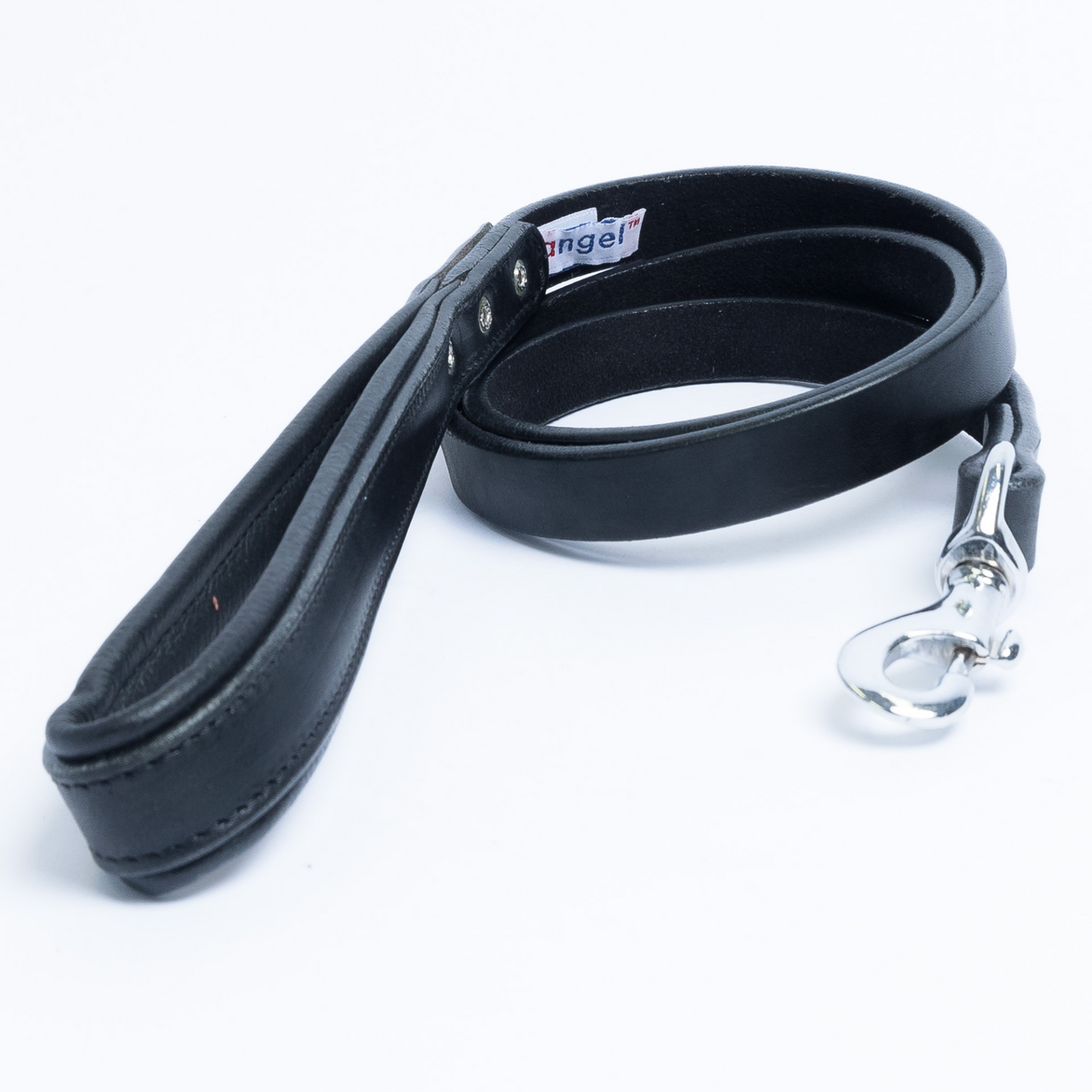 Dallas Dog Leash: Crafted from Premium Argentinean Leather