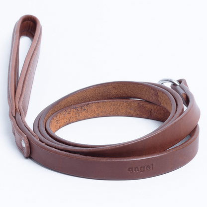 Dallas Dog Leash: Crafted from Premium Argentinean Leather