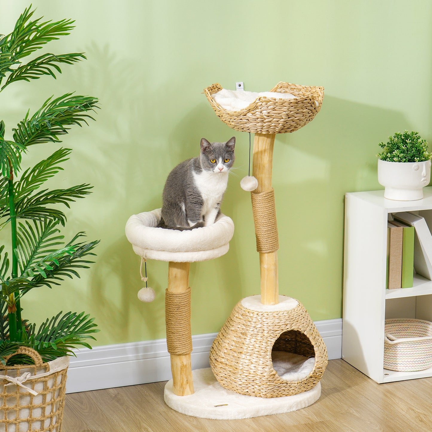 41" Indoor Cat Tree with Wooden Posts, Cat Condo & Toy Balls – Cream White